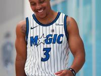 亿万娱乐-转折点奥兰多魔术临场应变，NBA季后赛关键时刻攻防权衡，媒体盛赞，身体对抗强度拉满的简单介绍